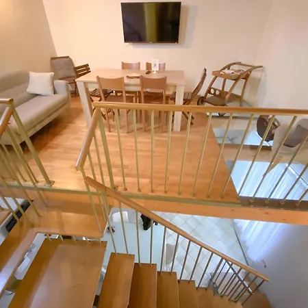 - Caruso Σορέντο